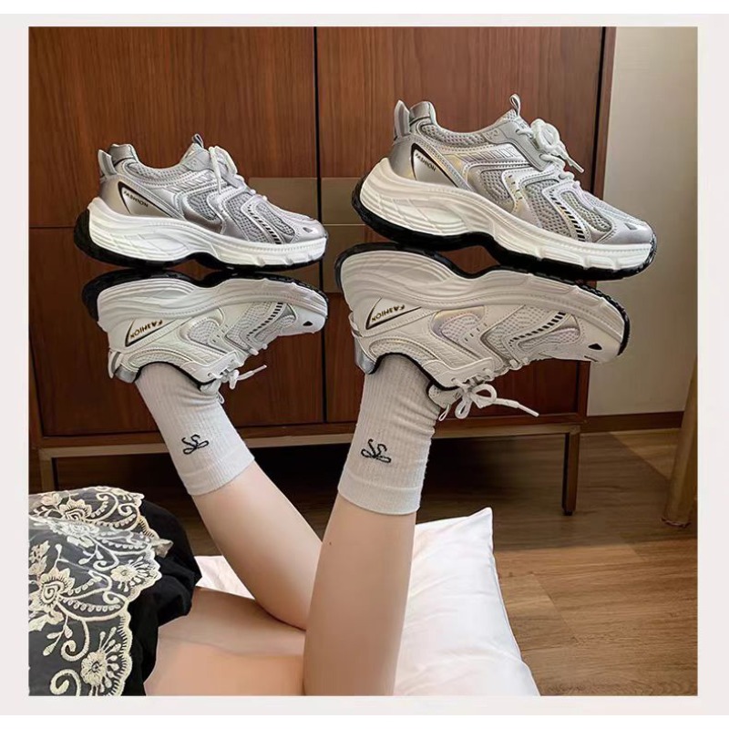 Tênis Feminino Unky Dad Primav - Guipure Lace Panel avaliação e preço